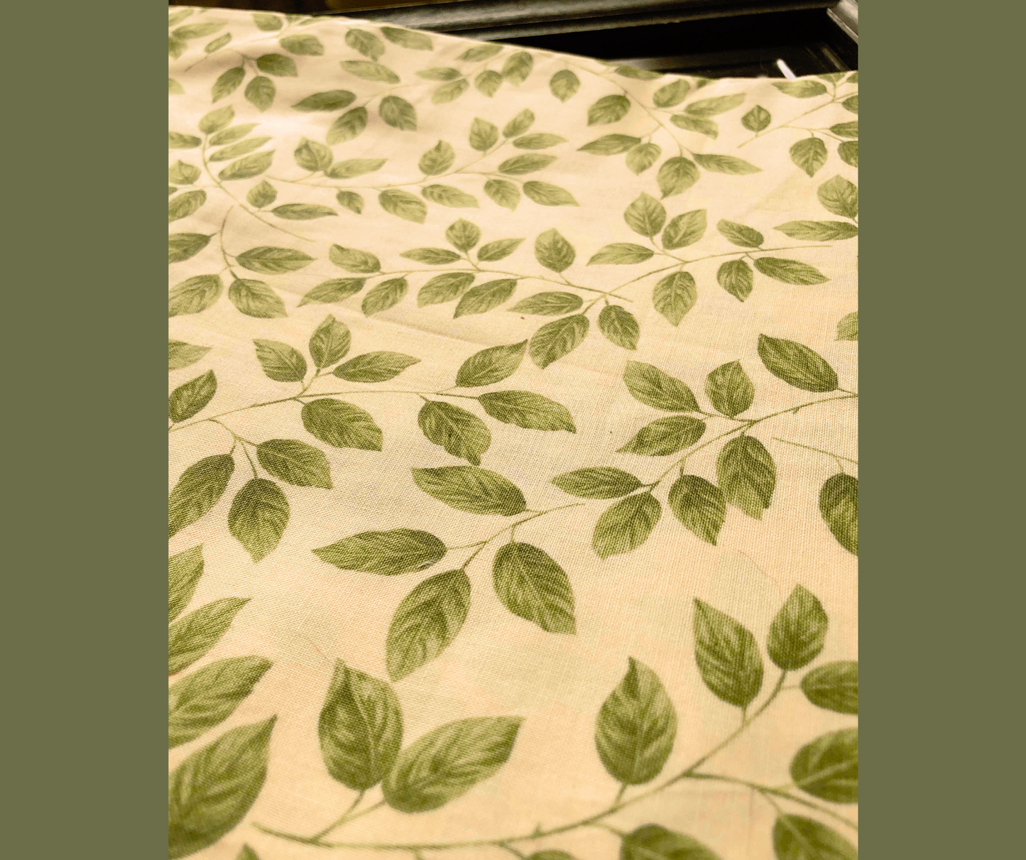 Green Leaf Fabric, 100%Cotton,  Sewing, quilting fabric, fabric by the yard, botanical fabric, decor fabric