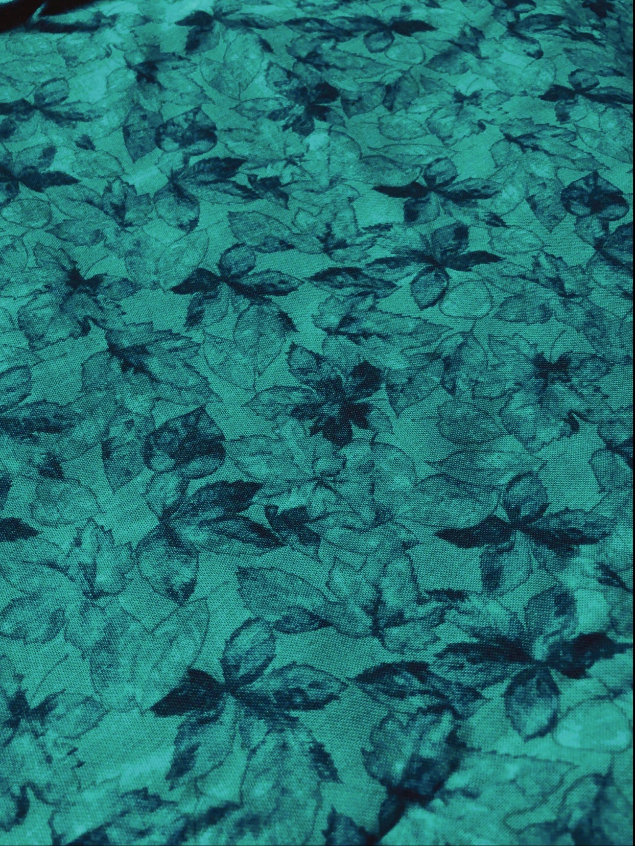 Beautiful Teal Leaves Fabric, 100%Cotton,  Sewing, quilting fabric, fabric by the yard, botanical fabric, decor fabric