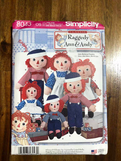 Raggedy Ann Doll Pattern, Giant Snowman Pattern, Sewing Patterns, Simplicity, Butterick, 8402, 8043, 5785, Uncut patterns