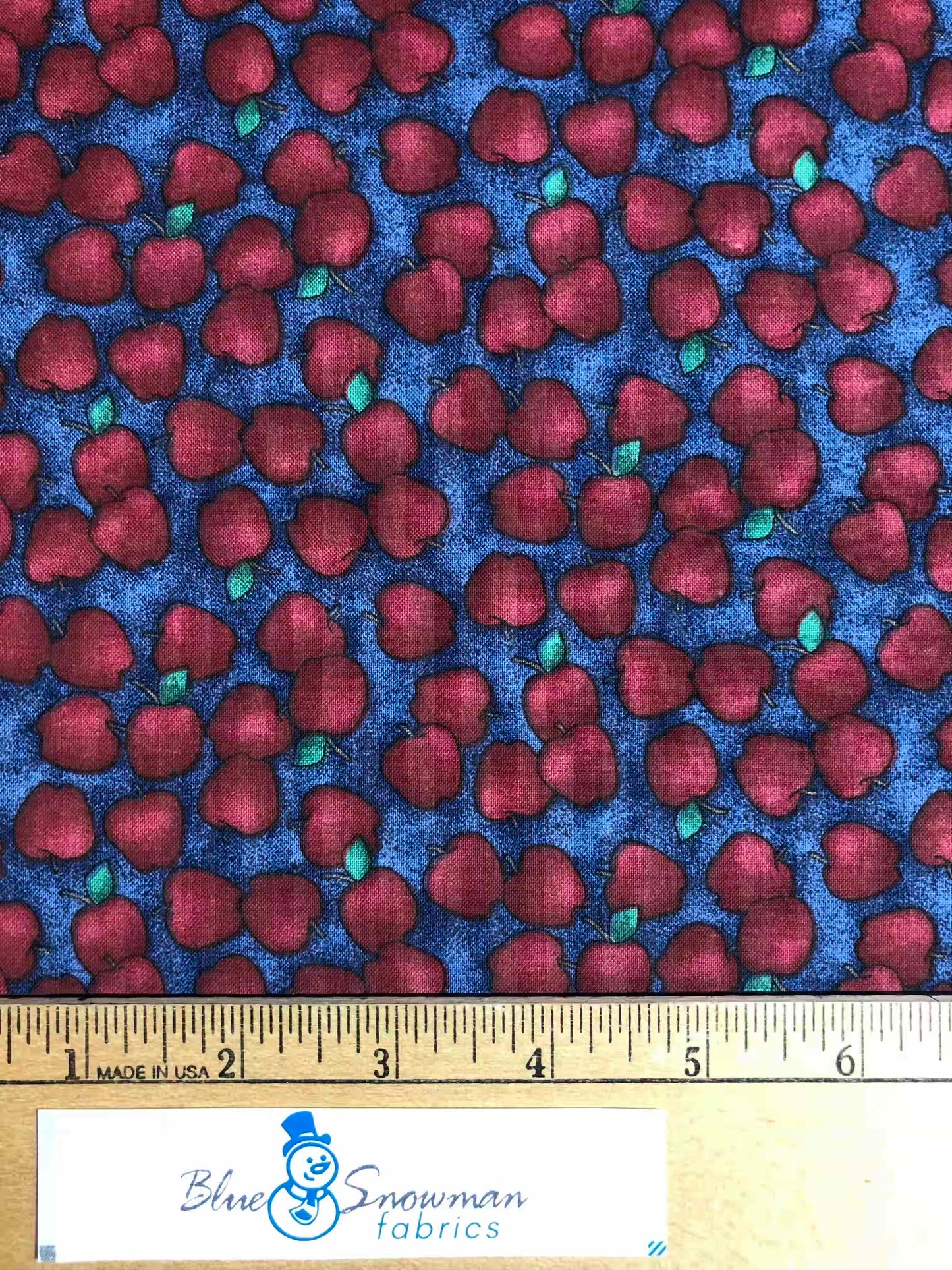 Apple Fabric, sewing fabric, quilting, fabric by the half yard, 100% Cotton, Kitchen fabric, farmyard, farmhouse fabric, country kitchen