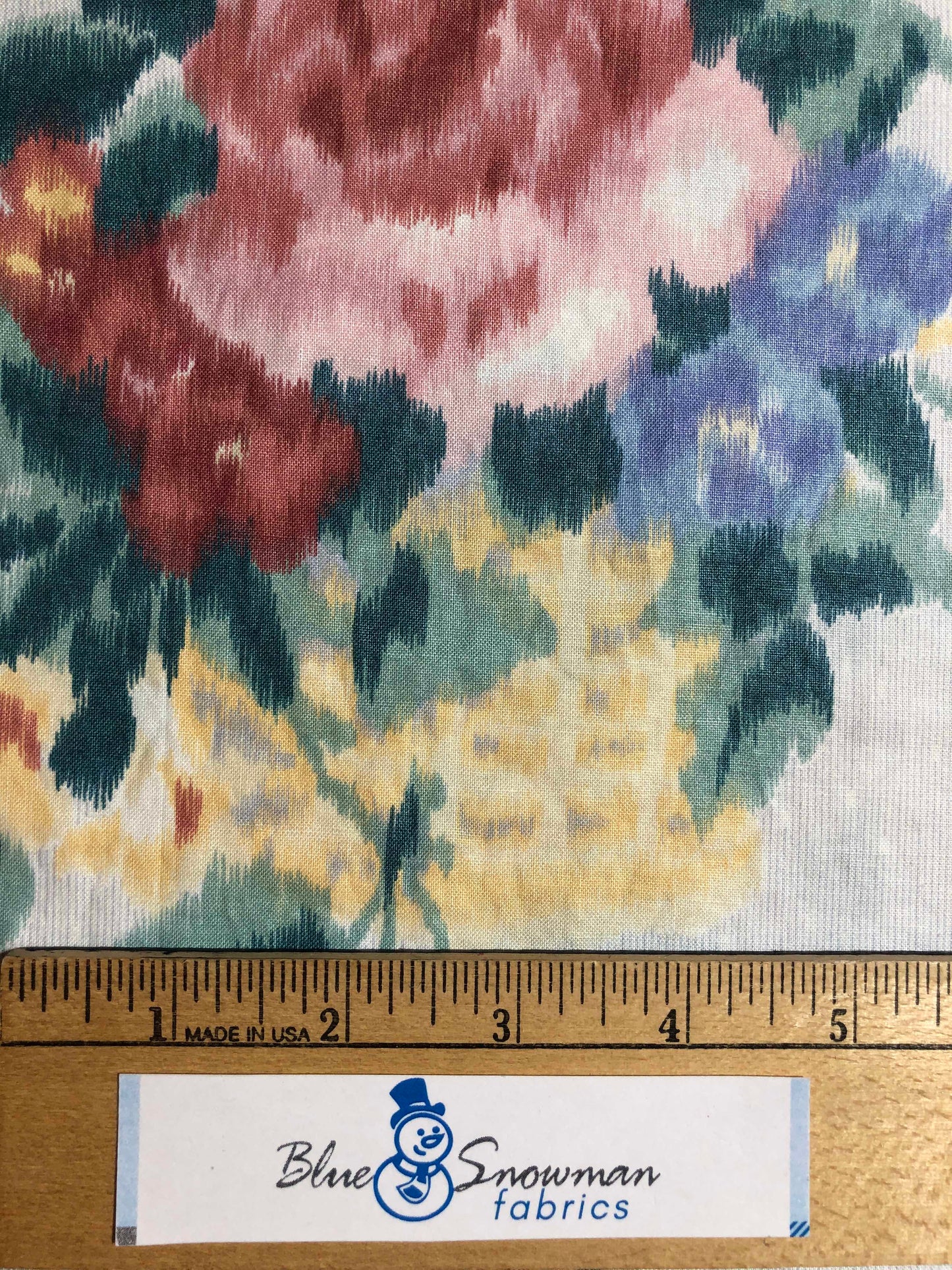 Jay Yang Decor Weight Floral Fabric, Sewing fabric, Decor Fabric, White floral, patio furniture fabric, Scotchgard