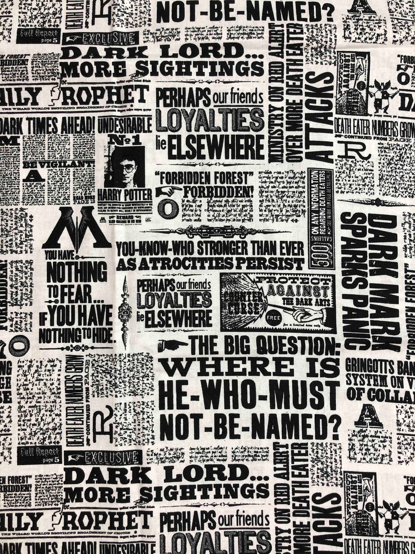 Harry Potter License Fabric,  Newsprint Daily Prophet fabric, 100% Cotton fabric, Quilting Fabric, sewing, Platform 9 3/4, Slytherin, wizard