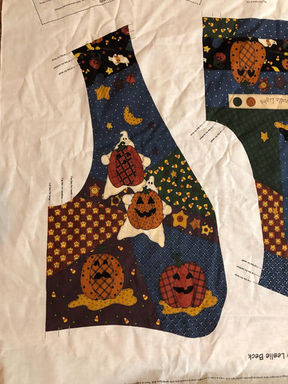 Women's Halloween vest panel, Hocus Pocus fabric  Sewing, crafting, vest pattern, women's vest