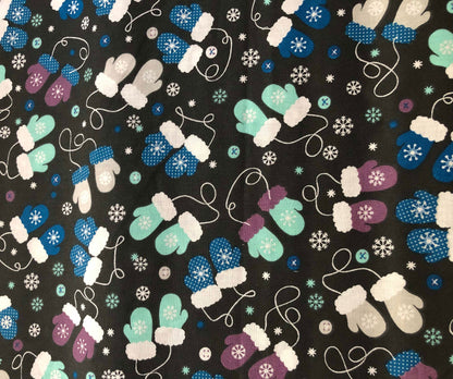 Quilter's Showcase Tossed Mittens 100% Cotton fabric, Christmas fabric, Quilting Fabric, sewing, Fabric by the Yard, Winter fabric